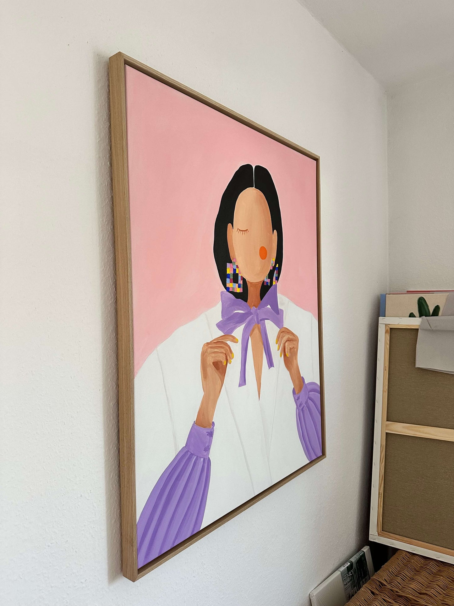 SOLD„Bold kind of girl“